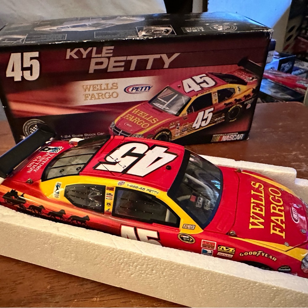 Action Racing 124 Scale, Kyle Petty, Nascar Gem